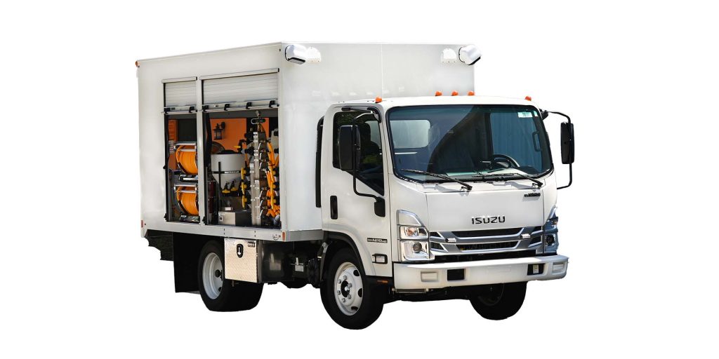 Real Fleet Solutions Tree Truck-Right Front qtr-open-2000x1000