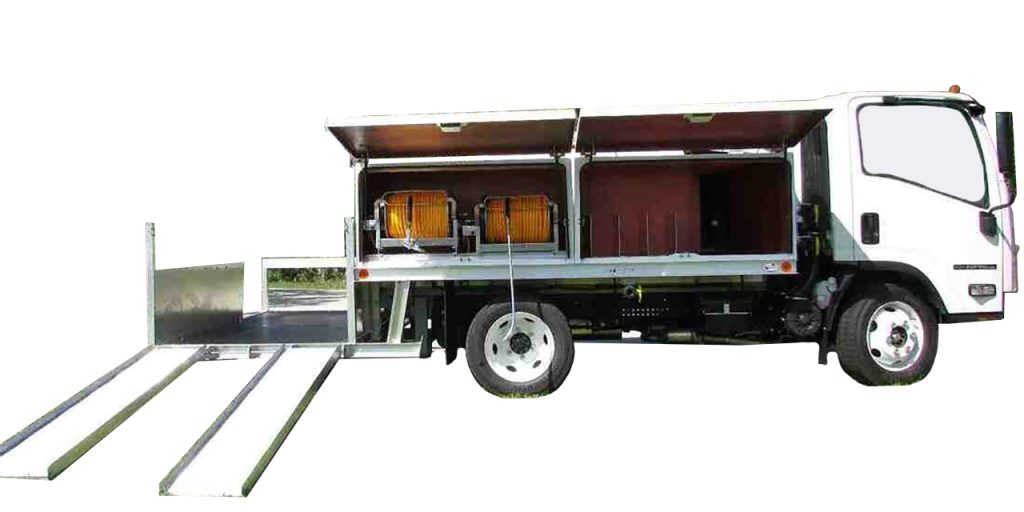 real-fleet-solutions-commercial-truck-upfitting-gallery-turf-maximizer-2000x1000 no bg
